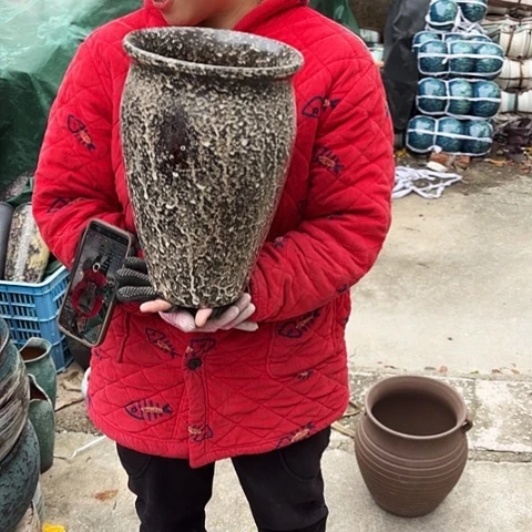 口20高31瑕疵一个。