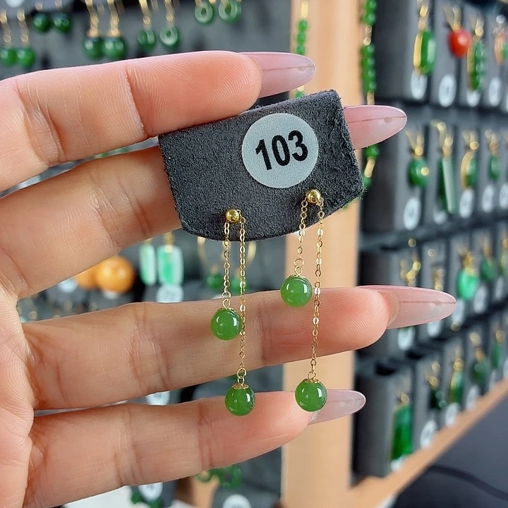 和田玉18K金镶嵌耳饰