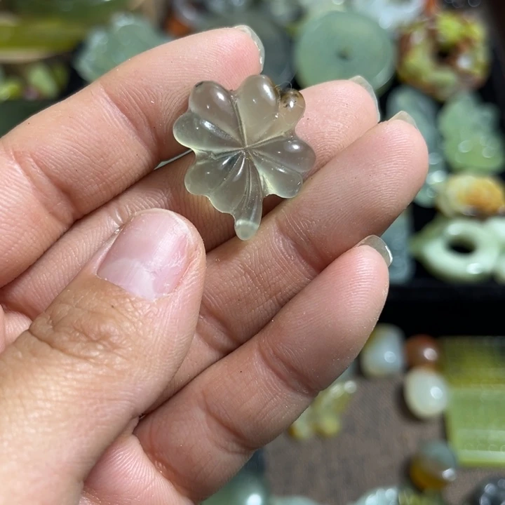 蛇纹石玉合金颈饰