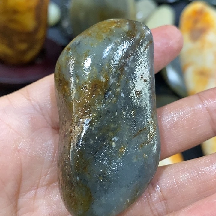 未镶嵌和田玉（糖玉）挂件