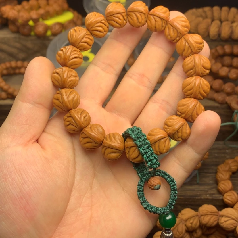 【闪购商品】桃核吊坠р***?16玉龙脊