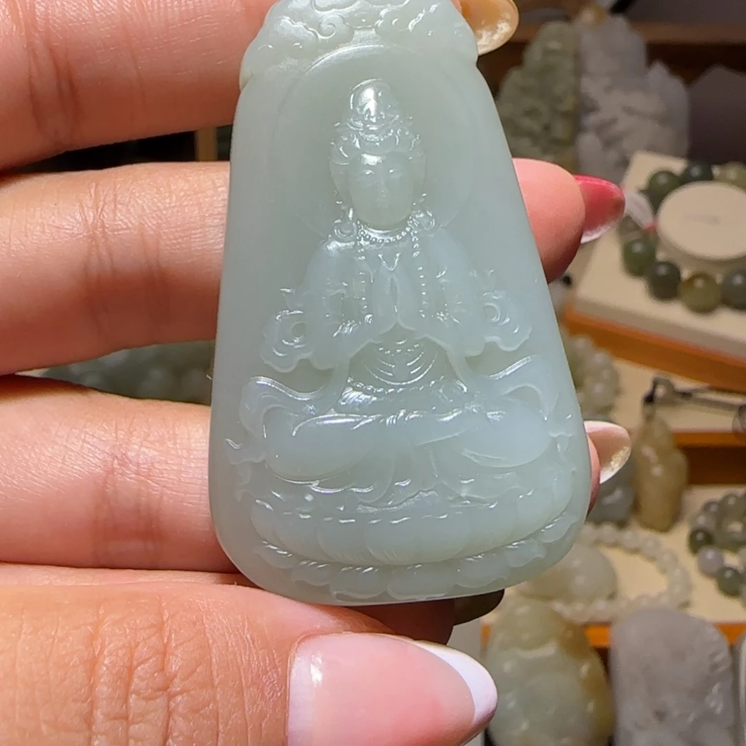 遗***生颈饰未镶嵌和田玉