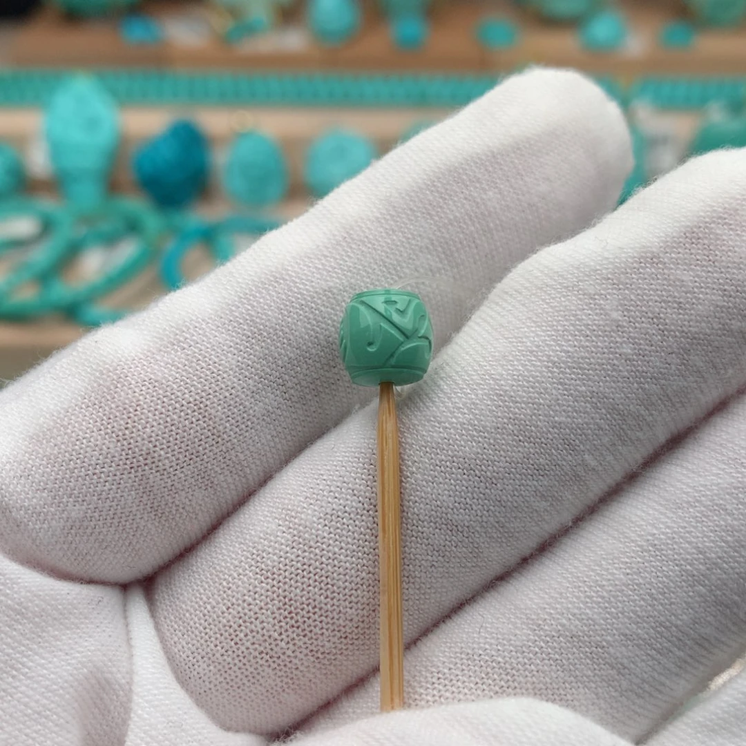 绿松石未镶嵌珠宝奇石7.7mm