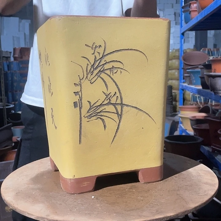 23黄色四方花盆花盆