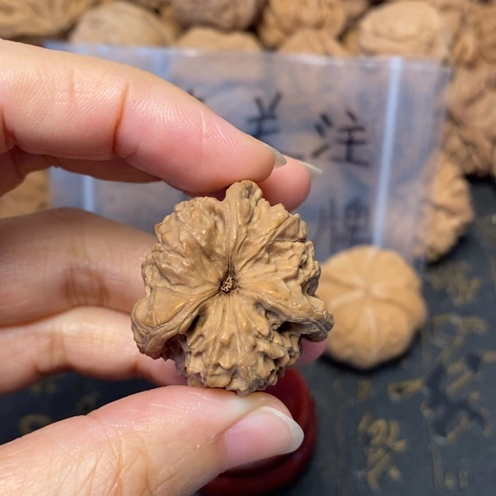 格****文玩核桃吊坠文玩核桃异形单只