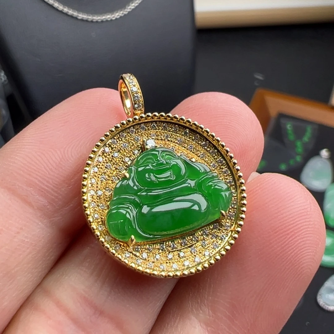 翡翠18K金镶嵌颈饰佛10.8