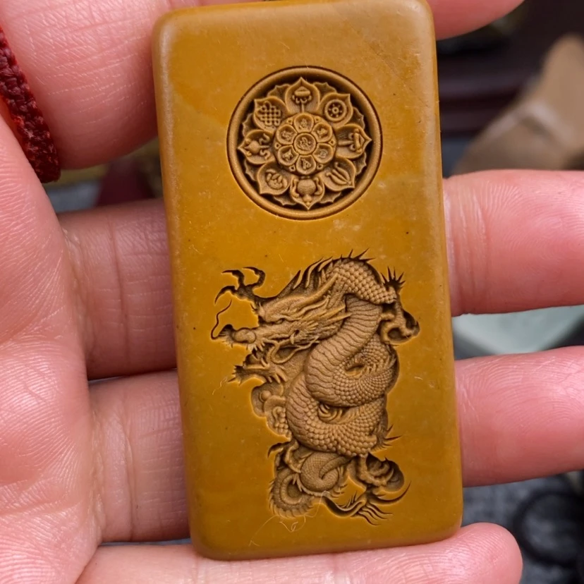 【闪购商品】原石雕刻手把件