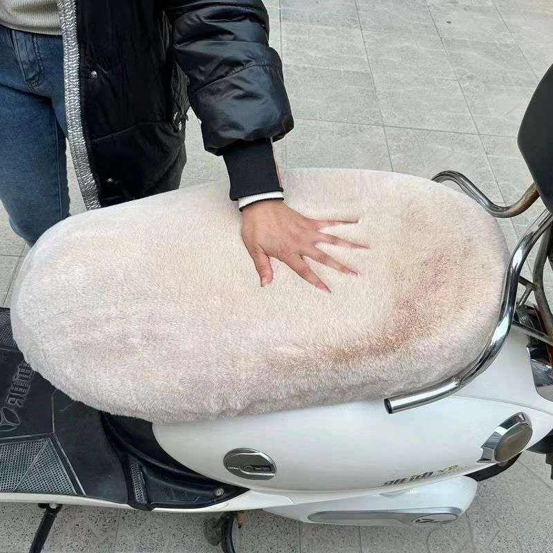 电动车座套冬季加绒加厚坐垫踏板摩托车电摩坐垫雅迪小鸟爱玛通用