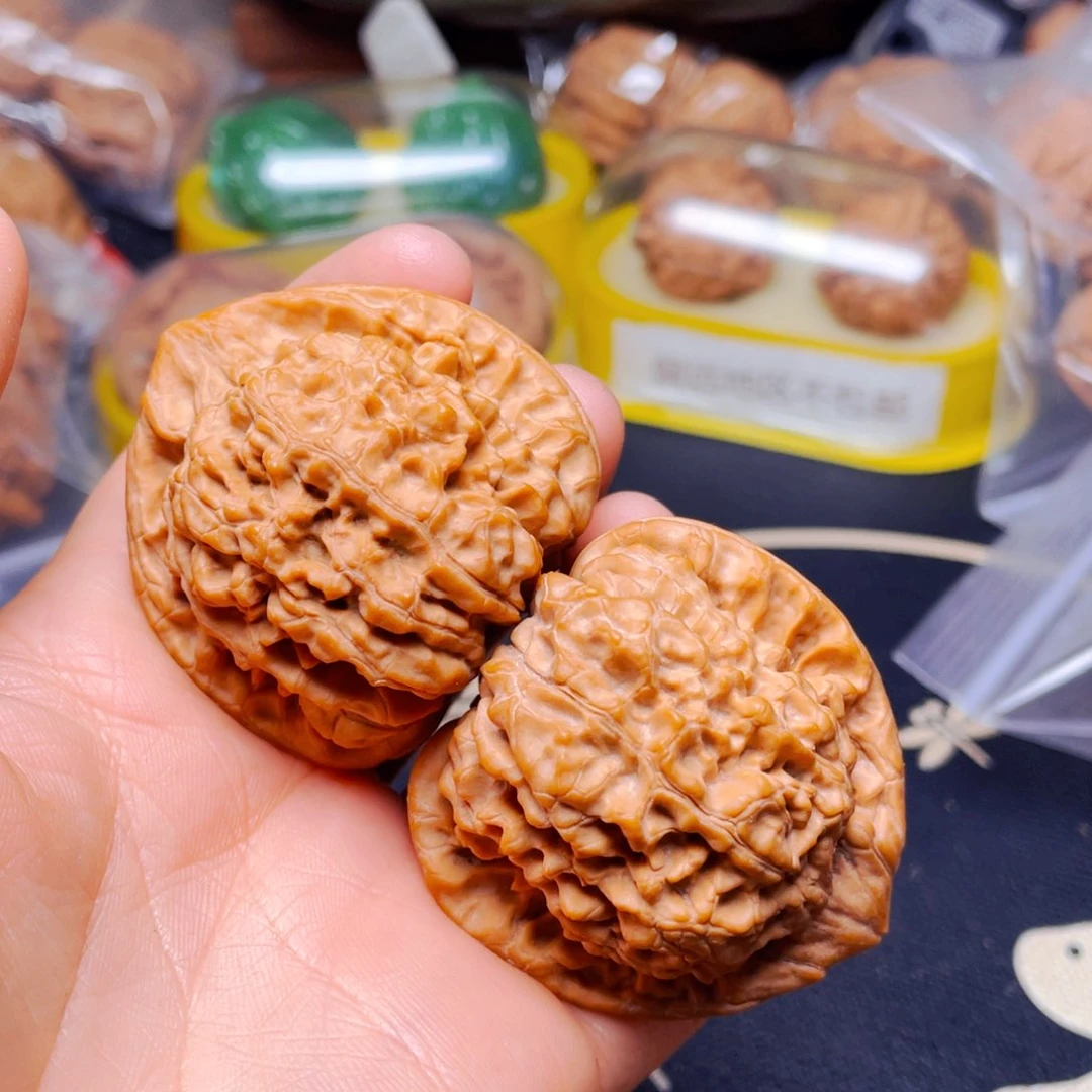 吊坠文玩核桃官帽一对