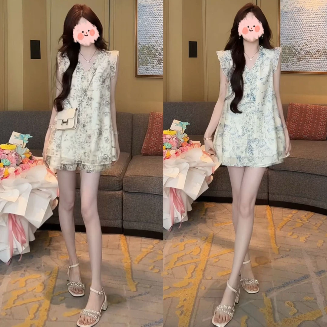 新款夏季出游穿搭减龄显瘦气质百搭无袖上衣舒适肌肤感短裤套装女