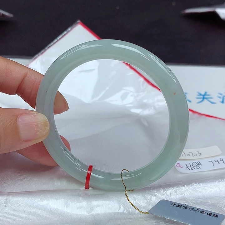 翡翠手镯未镶嵌56圈0703