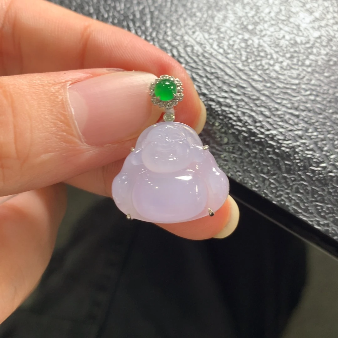 翡翠18K金镶嵌颈饰翡翠