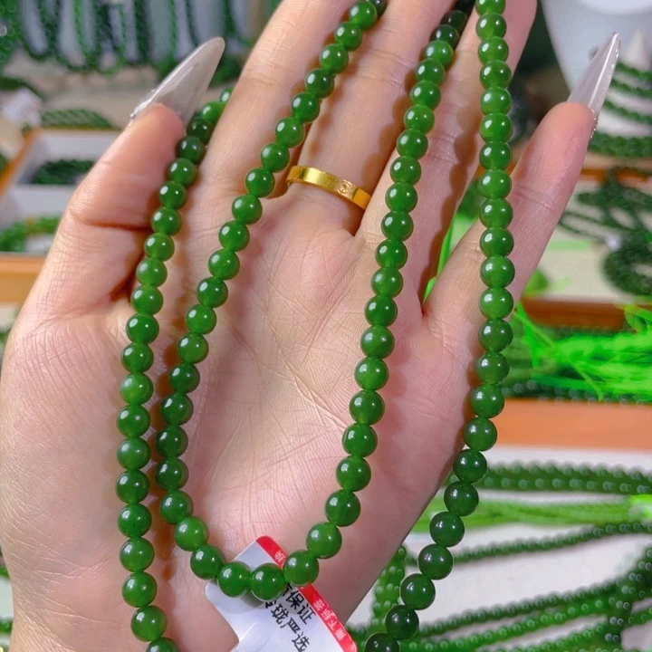 和田玉（碧玉）未镶嵌颈饰