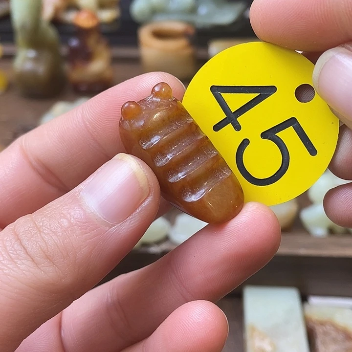 和田玉（糖玉）未镶嵌颈饰