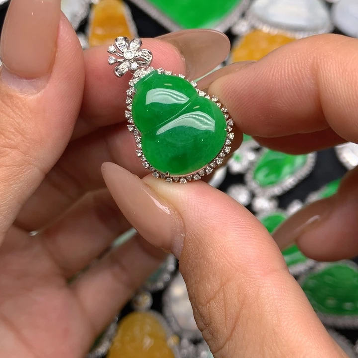 翡翠18K金镶嵌吊坠(不含链)