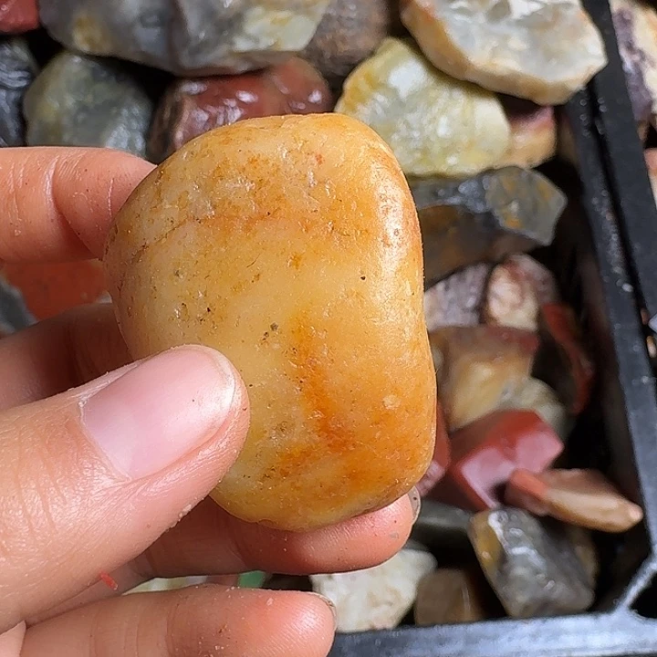 嗨***寿山石寿山石的颜色