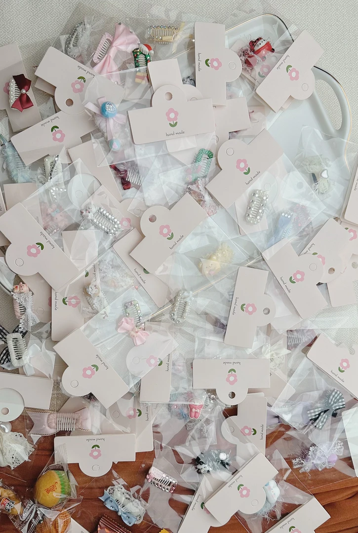 【盲盒】宠物猫咪狗狗发夹BB夹装饰可爱鼻梁夹碎发夹约克夏马尔济斯