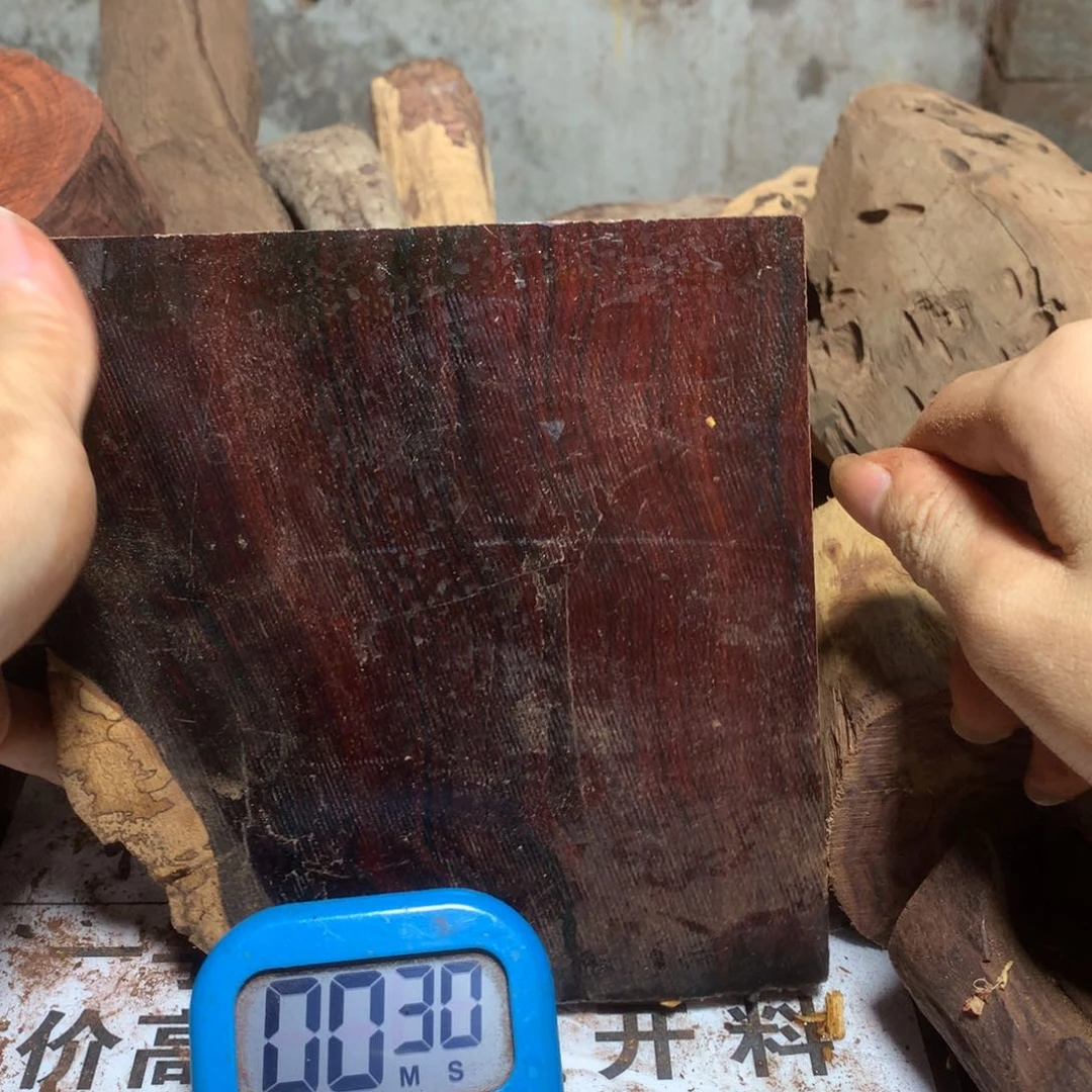 ****乐微凹黄檀（南美大红酸枝）