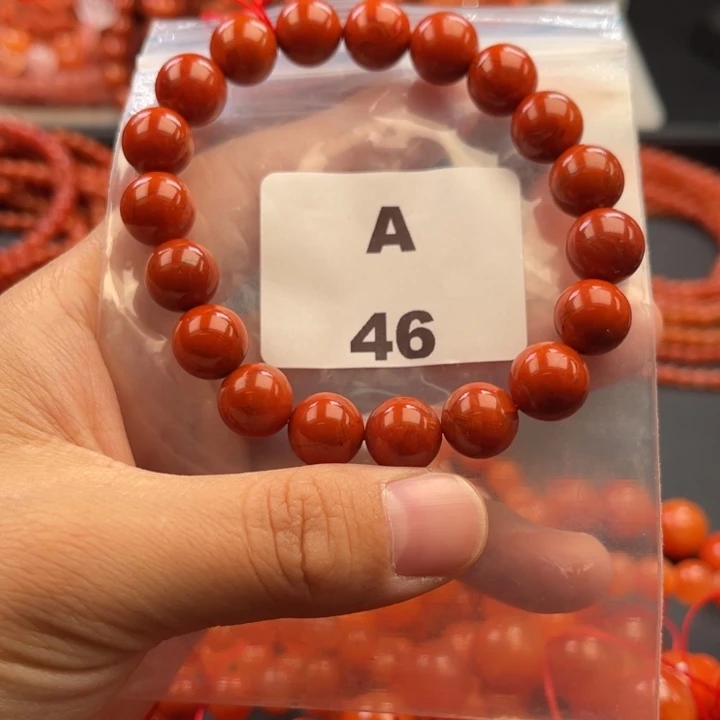 南红玛瑙未镶嵌多样性发货默认微瑕称重10mm