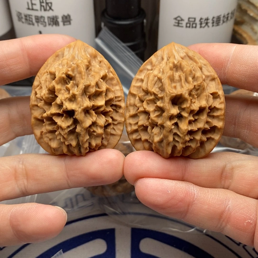 核桃把件四三秦岭核桃