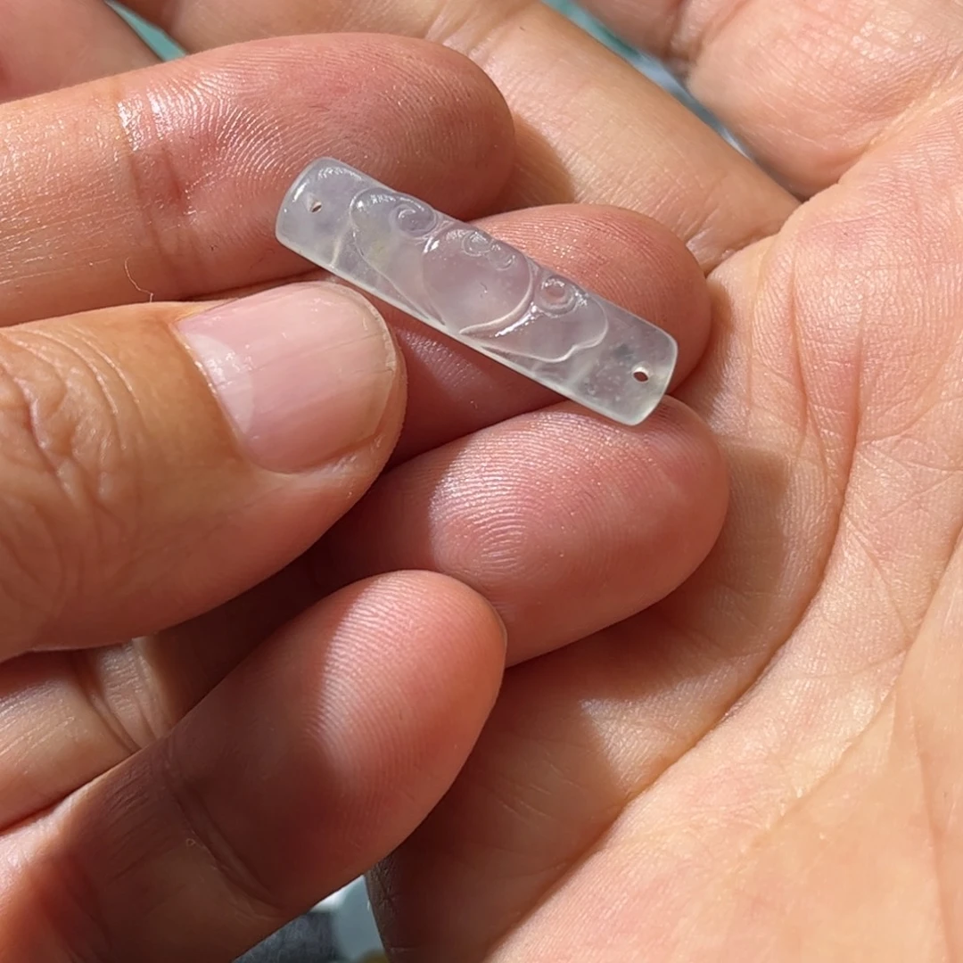 定制翡翠未镶嵌手牌
