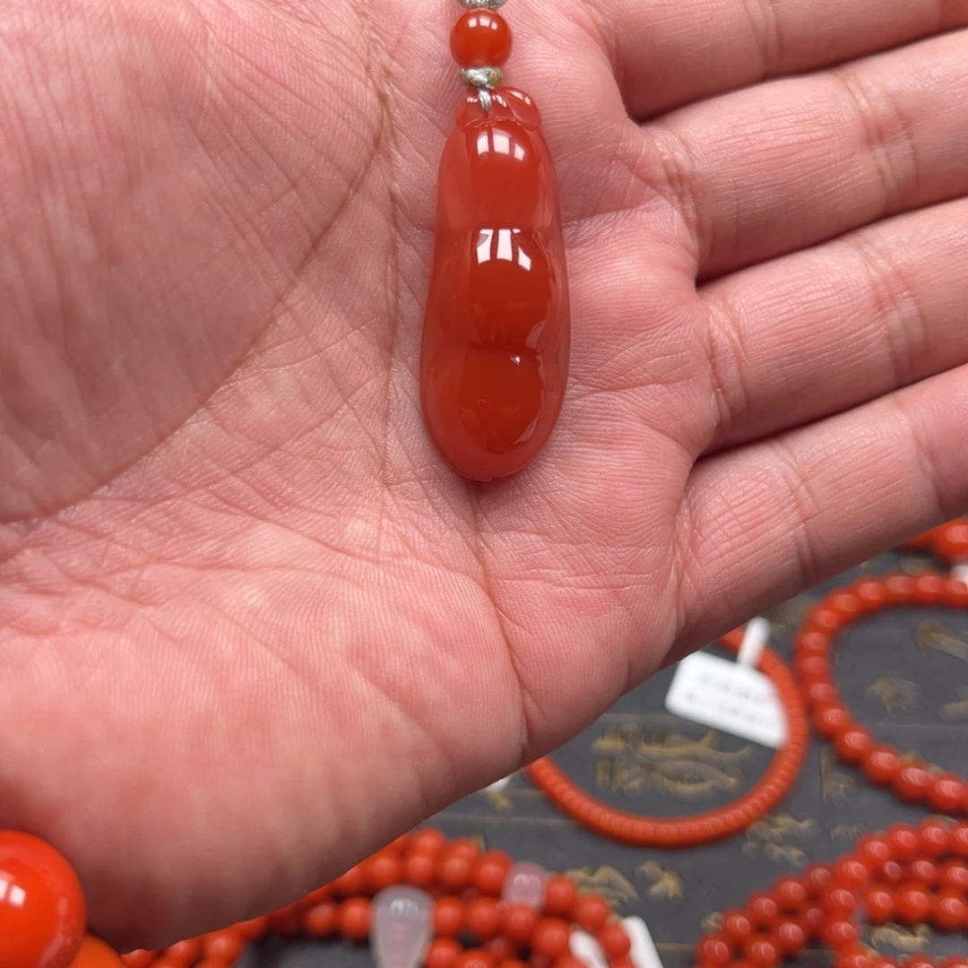 土***儿南红玛瑙未镶嵌颈饰