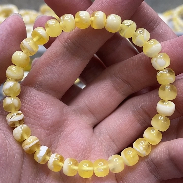 琥珀未镶嵌裸石金白7+