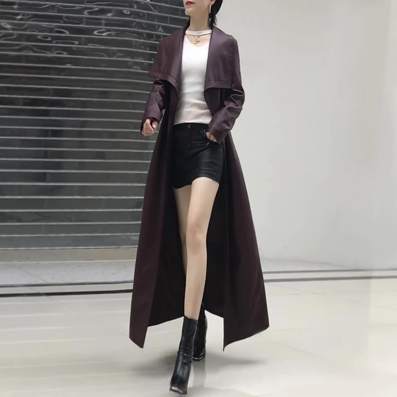 2025秋季过膝长款皮衣高级感蛋白皮风衣大翻领拉风帅气大衣外套女