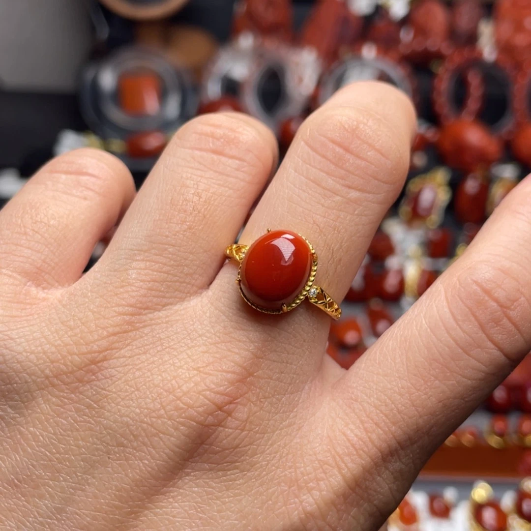 【闪购商品】银S925镶嵌满肉蛋面戒指南红玛瑙