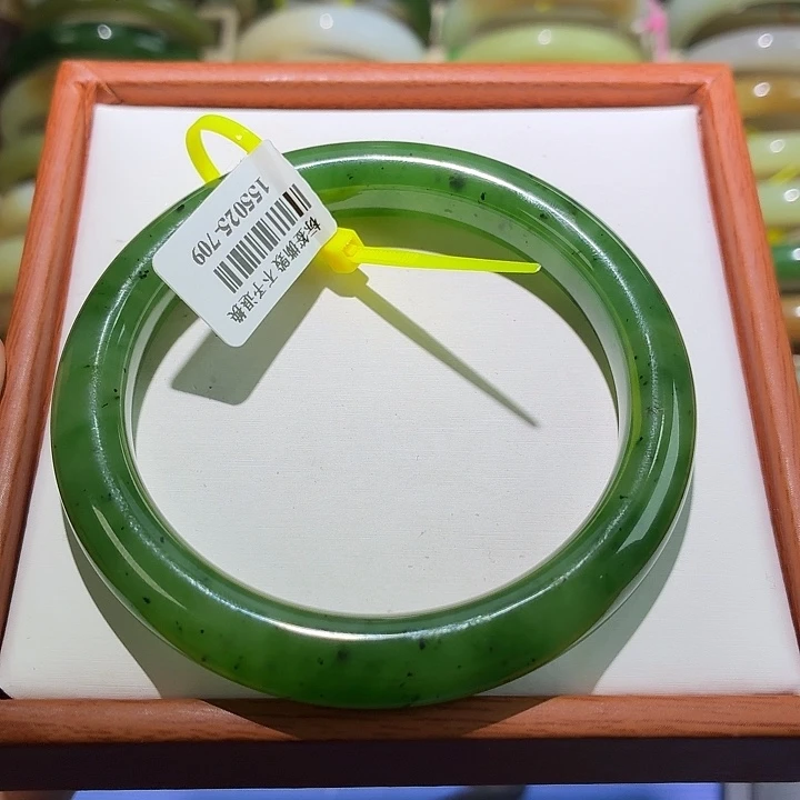 和田玉未镶嵌手镯猕猴桃阳绿59