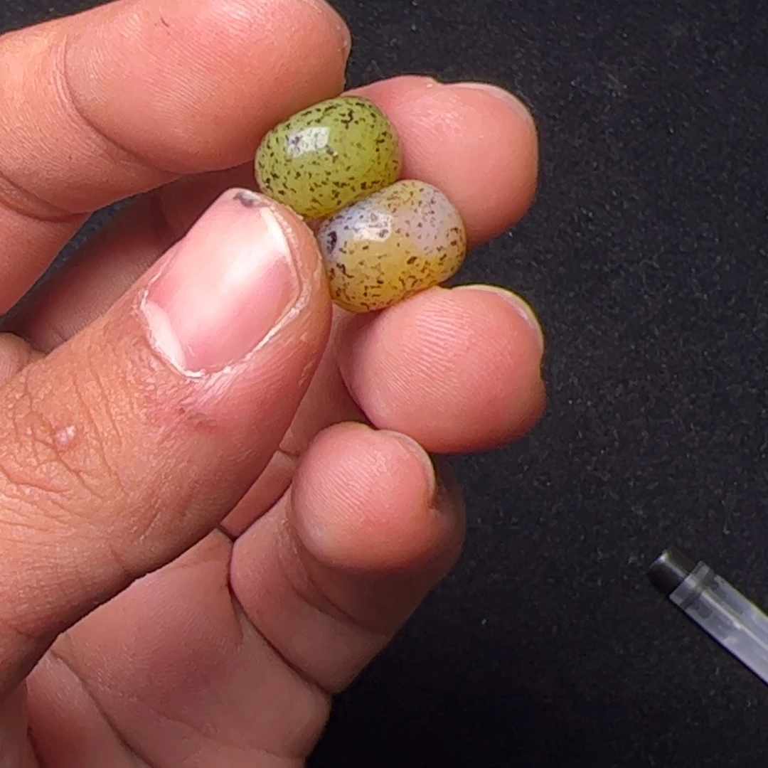 好***乐玛瑙/玉髓未镶嵌配饰