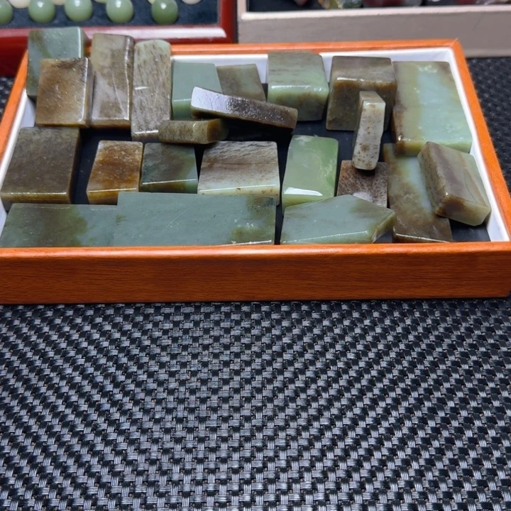 和田玉（糖玉）未镶嵌珠宝半成品