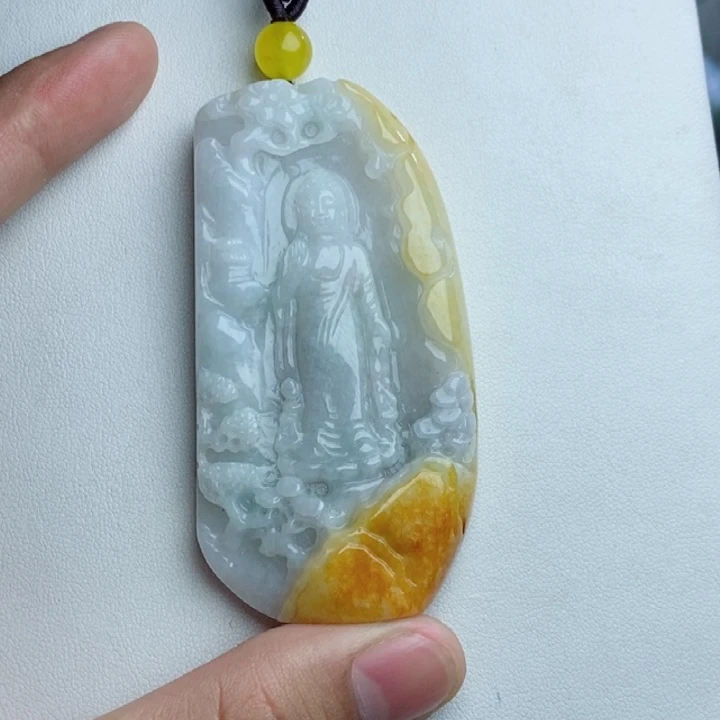 H***顺翡翠未镶嵌颈饰人物