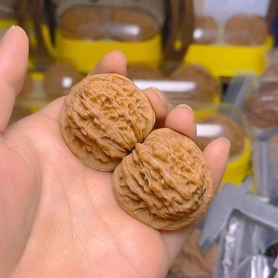 文玩核桃吊坠四座楼