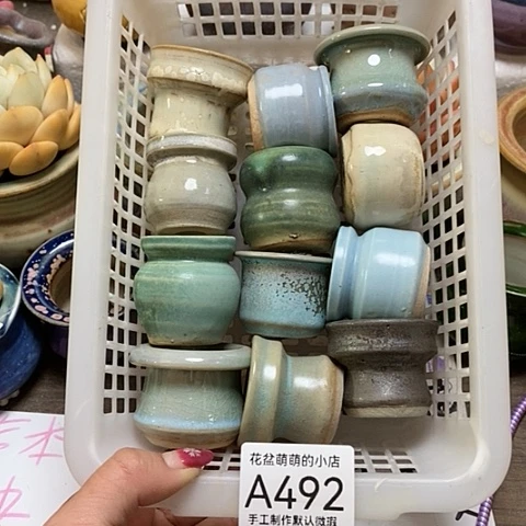 紫砂花盆492微瑕品口径2.5到3左右