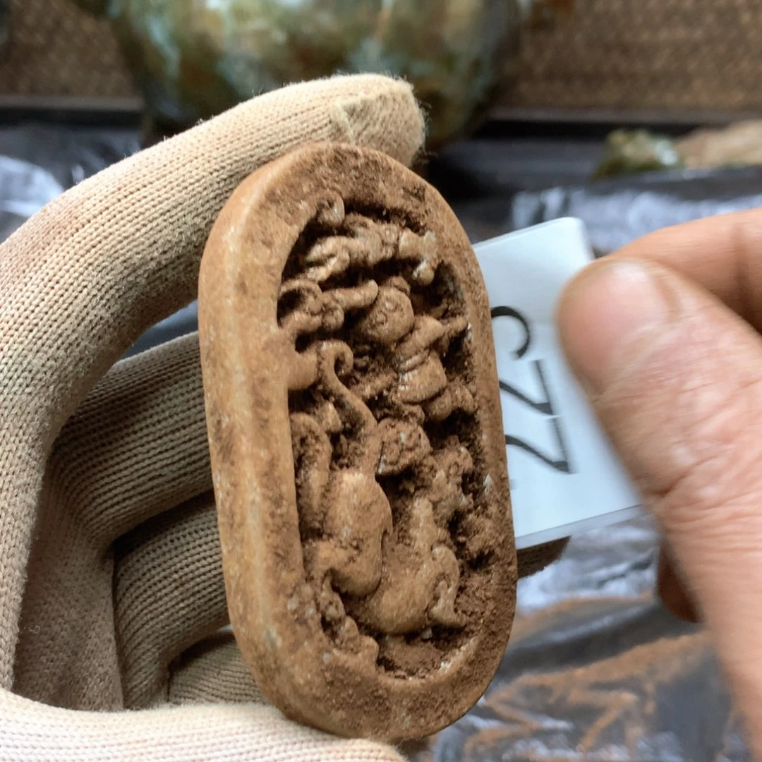 未镶嵌和田玉挂件