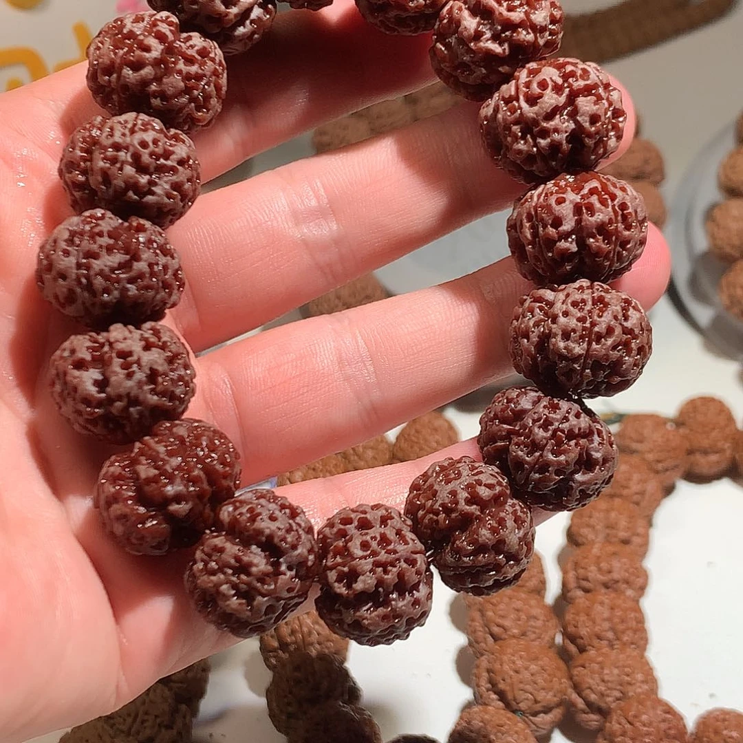 金刚菩提吊坠梁梅花