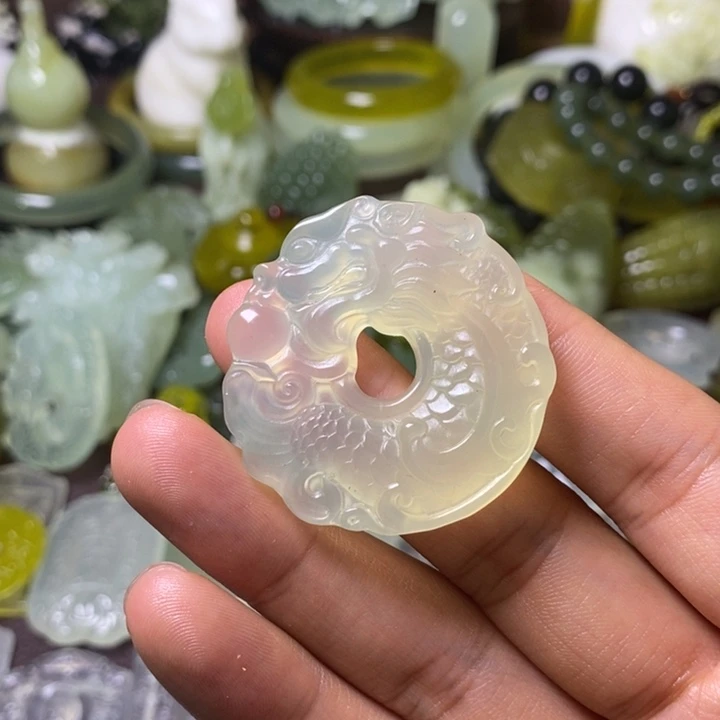 岫玉岫玉挂件未镶嵌一*水