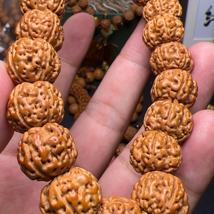 故****猴头核桃手串蜡机