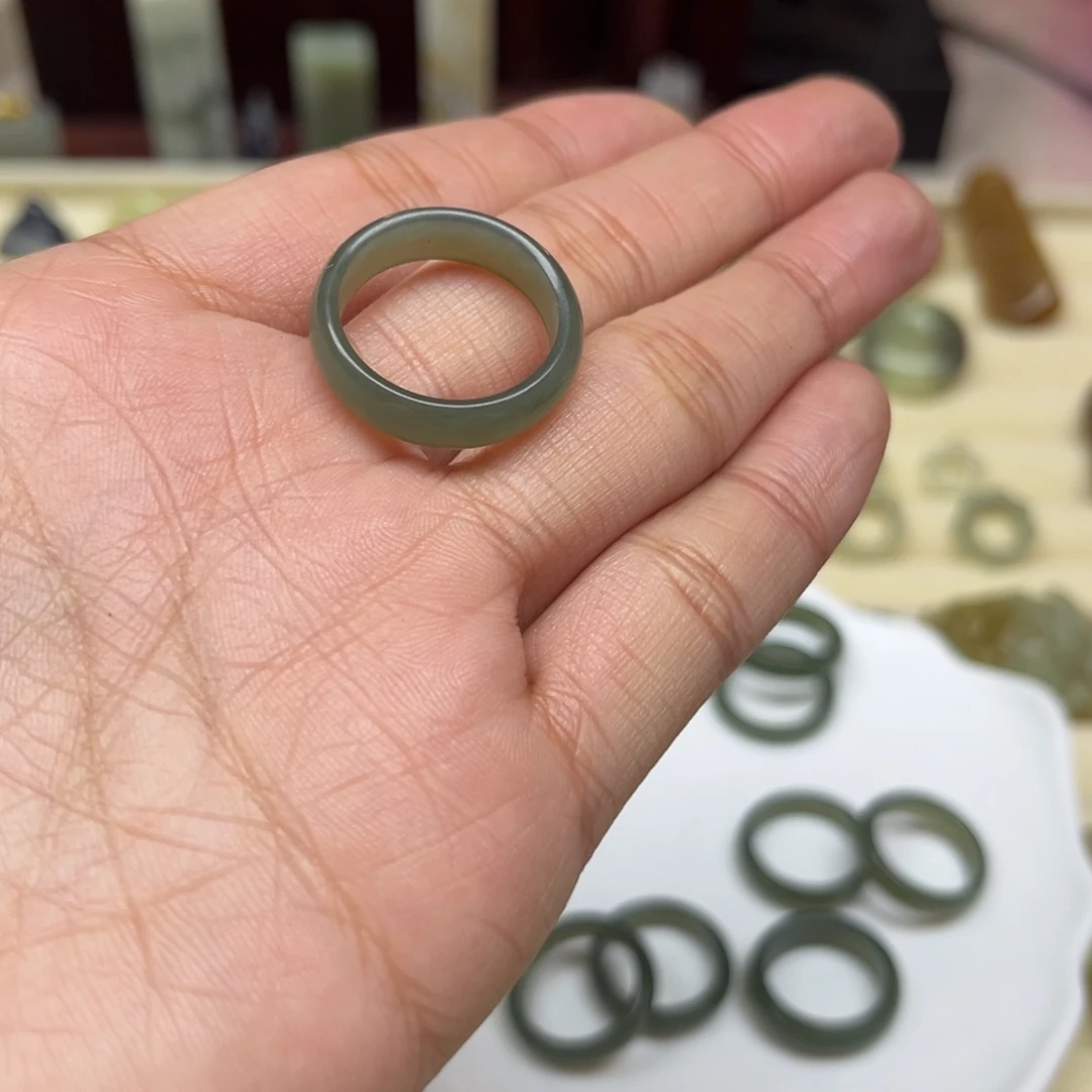 *****和田玉未镶嵌珠宝半成品