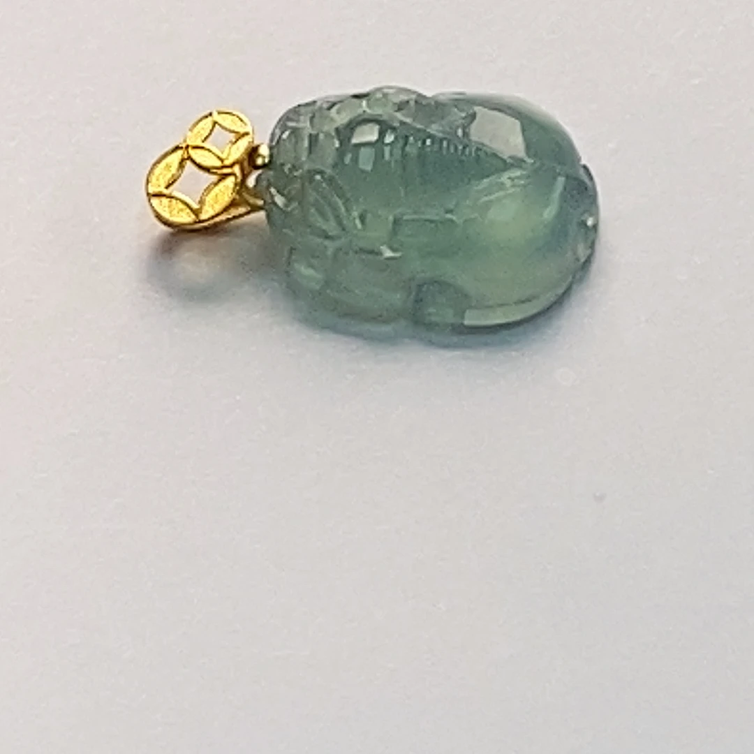 颈饰18K金镶嵌翡翠天然