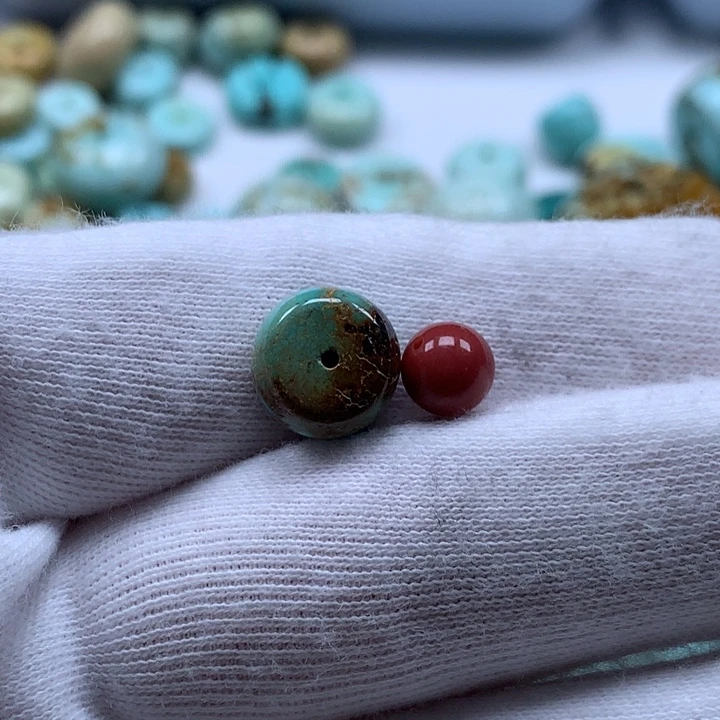 未镶嵌南红玛瑙珠宝奇石