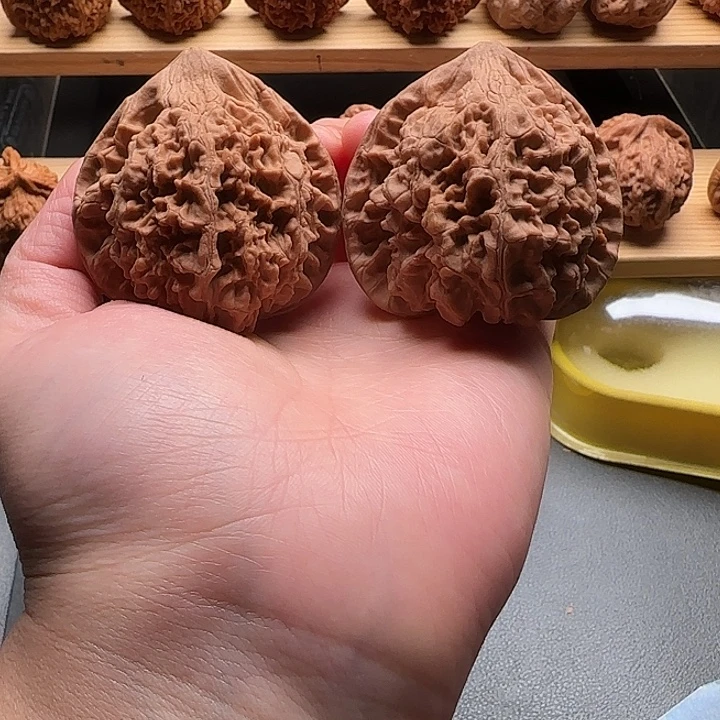 吊坠文玩核桃官帽51A747