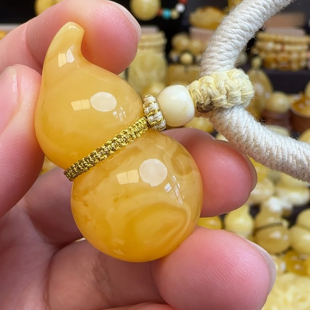 琥珀未镶嵌套链天然焦皮料蜜蜡葫芦吊坠