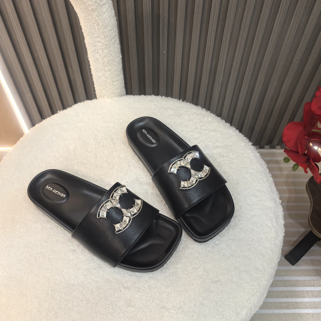 【十六号】软底露趾凉拖鞋2025真皮一字拖鞋钻扣皮拖6608