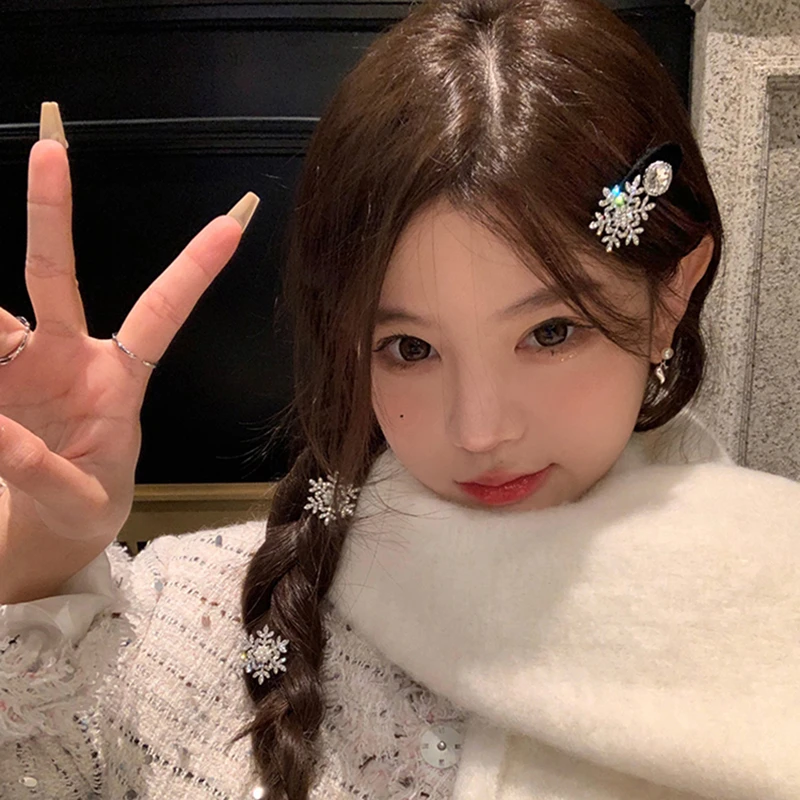 雪花珍珠毛绒小发夹女新款高级感前额侧边刘海夹冬季网红气质发饰