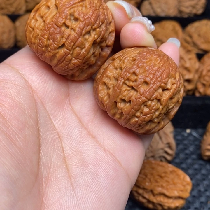 吊坠文玩核桃秦岭野生101