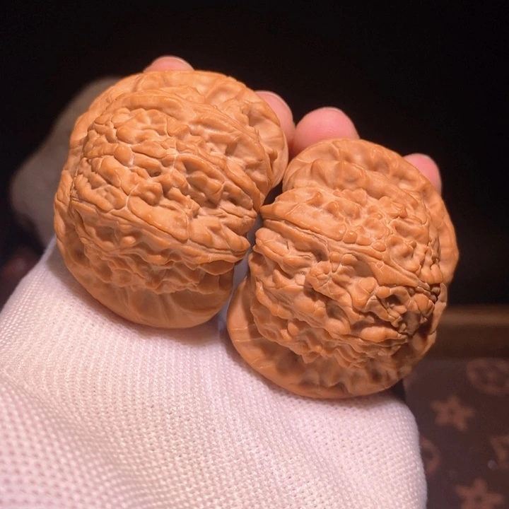 文玩核桃吊坠全品46白狮子