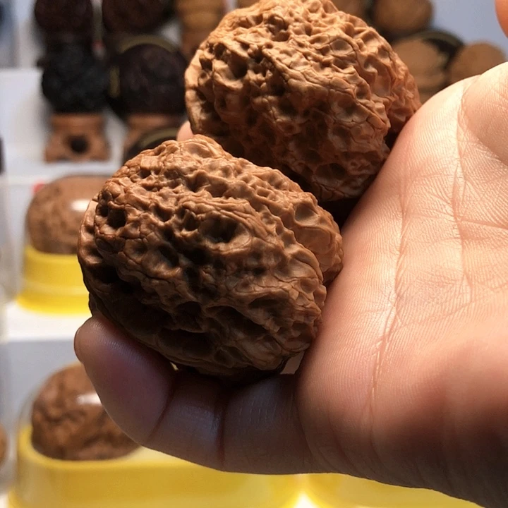 吊坠文玩核桃云南铁核桃
