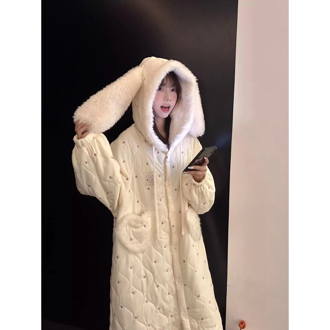 甜美可爱连帽珊瑚绒睡袍女冬季款加绒加厚睡裙长款家居服套装外穿